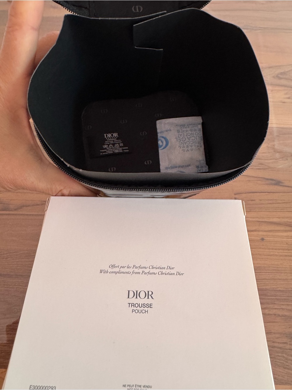 GWP Dior Black Patent Leather Travel Pouch - Picture 4 of 7